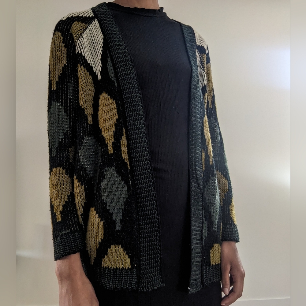 Patterned Open-Front Cardigan Sweater - Picture 6 of 6